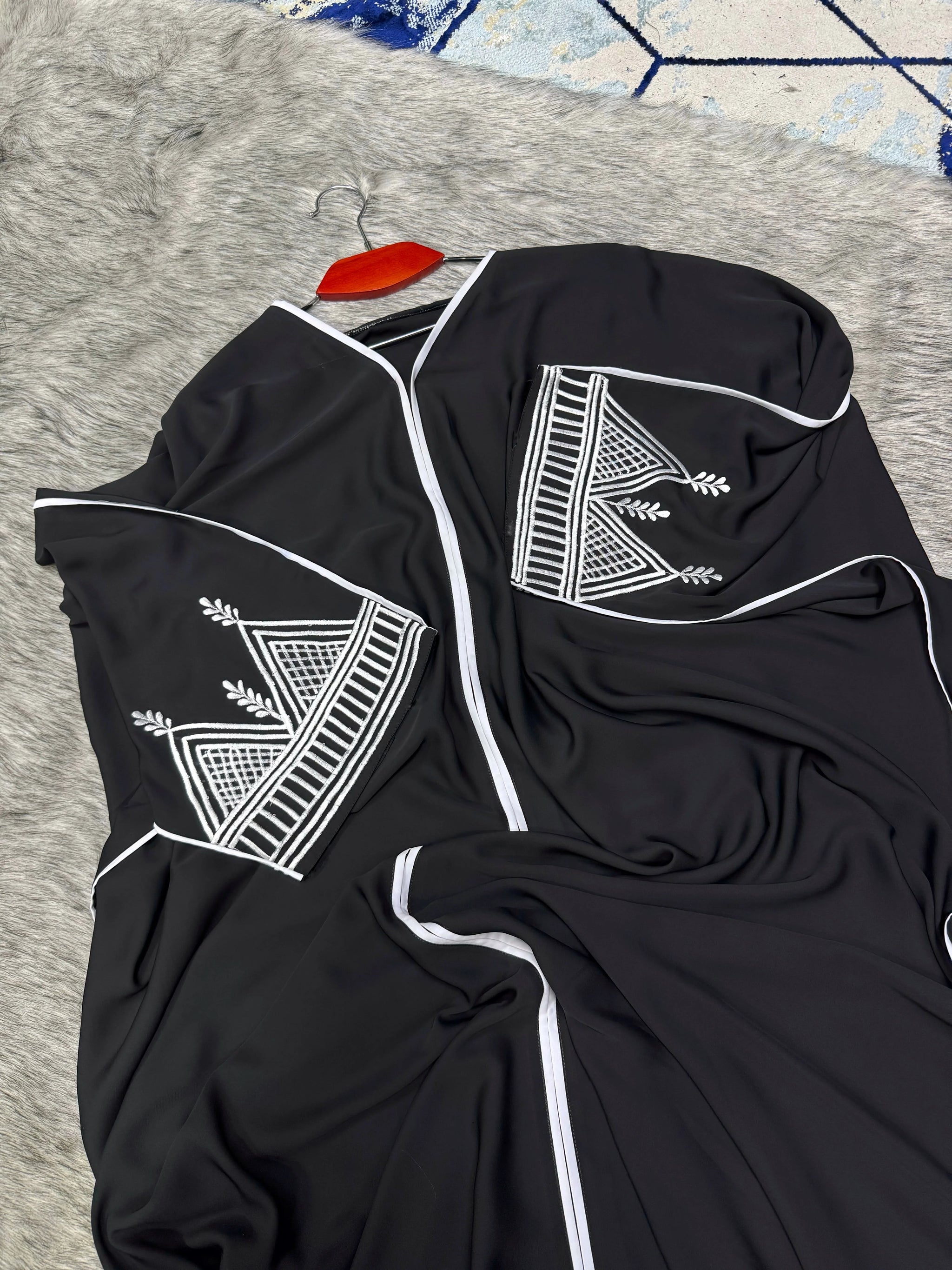 Dubai signature abaya