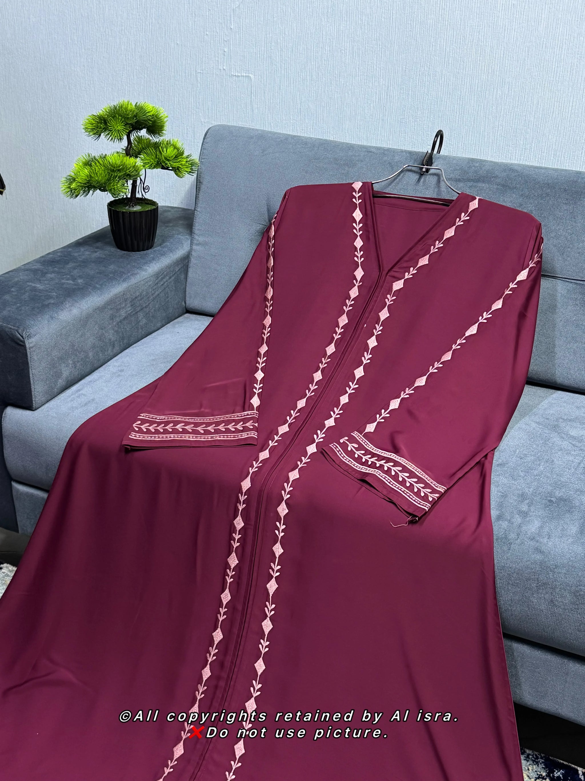 Faija Abaya