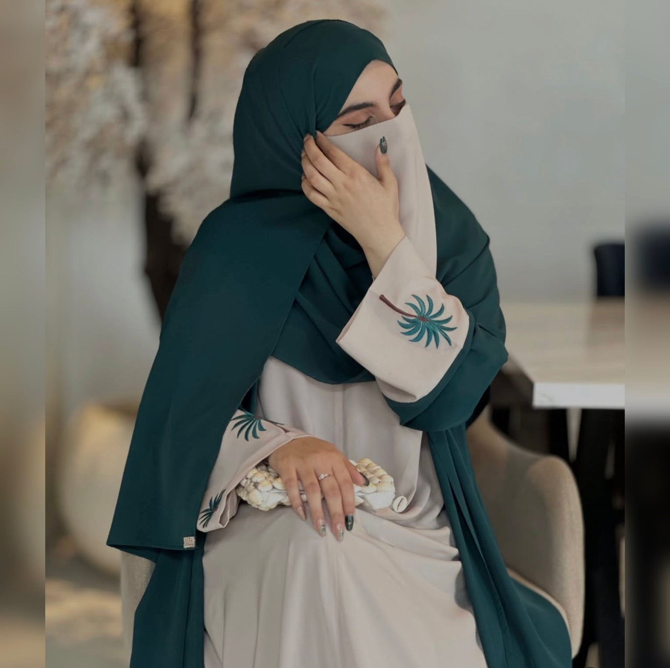 AFNAN ABAYA