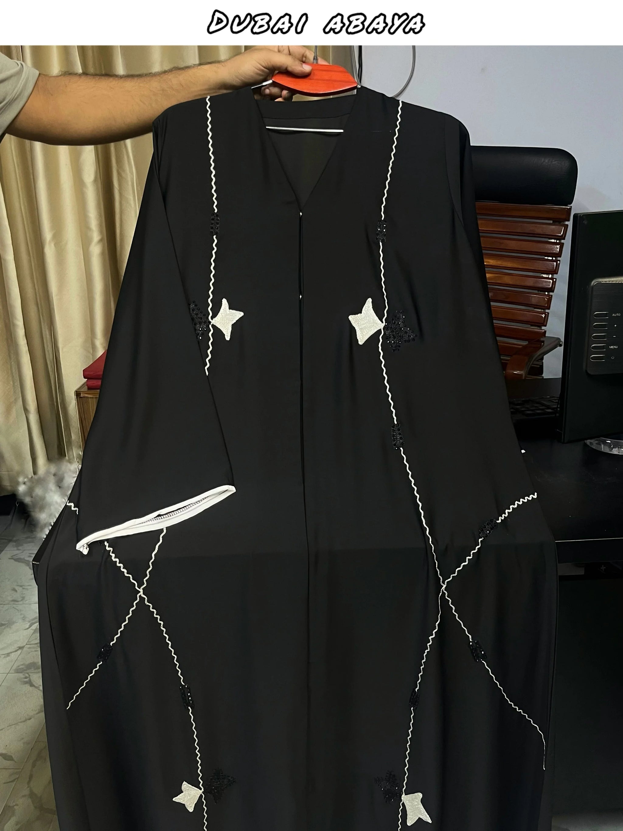 Dubai Abaya
